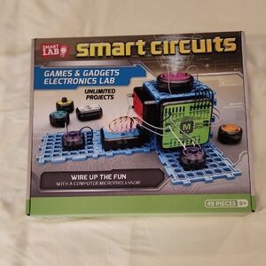 Smart Lab Smart Circuits Electronics Lab - Blue/Green Box